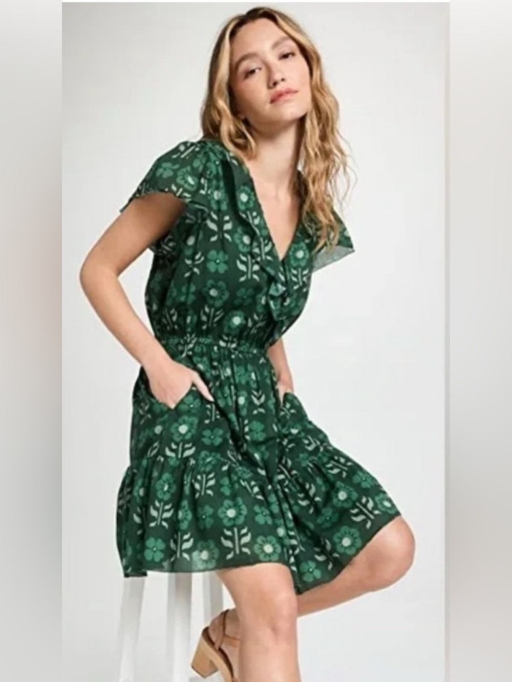 Trovata Birds Of Paradise Collection Marcella dress in Clover Patch